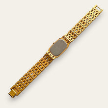 Load image into Gallery viewer, Vintage Seiko Quartz Tonneau Gold-Plated Ivory Dial Watch 1N00-6E10
