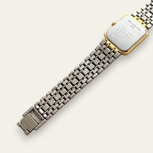 Load image into Gallery viewer, Vintage Longines Quartz Watch, Two-Tone, Champagne Dial, Ref. 6640
