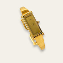 Load image into Gallery viewer, Vintage Gucci 1500L Bangle Watch - Gold Dial, Quartz
