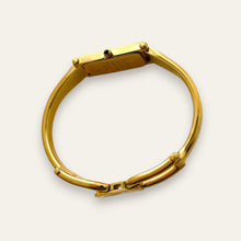 Load image into Gallery viewer, Vintage Gucci 1500L Bangle Watch - Gold Dial, Quartz
