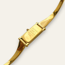 Load image into Gallery viewer, Vintage Gucci 1500L Bangle Watch - Gold Dial, Quartz
