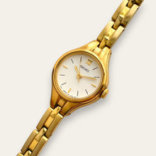 Load image into Gallery viewer, Vintage Seiko Gold-Plated Women's Quartz Bracelet Watch 1N01-OACO

