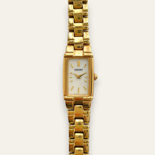 Load image into Gallery viewer, Vintage Seiko Gold-Tone Quartz Watch, Mother of Pearl, V220-0AB0
