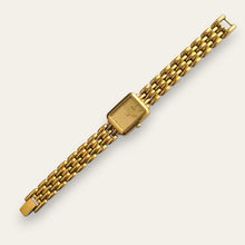 Load image into Gallery viewer, Vintage Seiko V400-6160 Ladies Quartz Watch, Gold-Plated Link Bracelet
