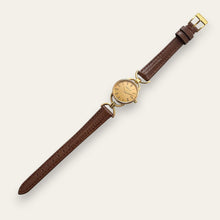 Load image into Gallery viewer, 1990s Vintage Gucci 6000L Quartz Watch - Gold Dial, Brown Strap
