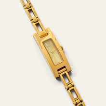 Load image into Gallery viewer, Vintage Gucci 3900L Ladies Quartz Watch Gold Guilloche Dial

