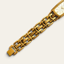 Load image into Gallery viewer, Vintage Seiko Ladies Gold-Plated Quartz Watch Champagne Dial Bracelet
