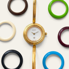 Load image into Gallery viewer, Vintage 1990s Gucci 1100L Ladies Quartz Watch Interchangeable Bezels
