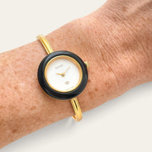 Load image into Gallery viewer, Vintage 1990s Gucci 1100L Ladies Quartz Watch Interchangeable Bezels

