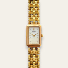 Load image into Gallery viewer, Vintage Seiko Ladies Watch Mother of Pearl Quartz Gold Tone Bracelet
