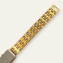 Load image into Gallery viewer, Vintage Seiko Ladies Watch Mother of Pearl Quartz Gold Tone Bracelet
