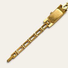 Load image into Gallery viewer, Vintage Gucci 3900L Ladies Quartz Watch Gold Guilloche Dial
