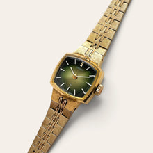 Load image into Gallery viewer, Vintage Seiko Ladies Mechanical Watch, Green Sunburst Dial, 1970s
