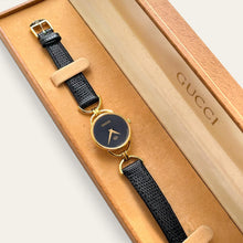 Load image into Gallery viewer, Vintage Gucci 6000L Black Dial Gold-Plated Quartz Ladies Watch &amp; Box
