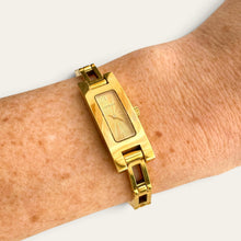 Load image into Gallery viewer, Vintage Gucci 3900L Ladies Quartz Watch Gold Guilloche Dial
