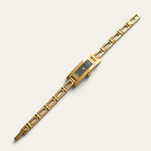 Load image into Gallery viewer, Vintage Gucci 3900L Ladies Quartz Watch Black Guilloche Dial
