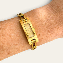 Load image into Gallery viewer, Vintage Gucci 3900L Ladies Quartz Watch Gold Guilloche Dial
