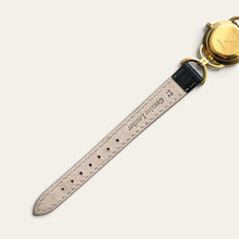 Load image into Gallery viewer, Vintage Gucci 6000L Mother of Pearl Dial Gold-Plated Quartz Ladies Watch
