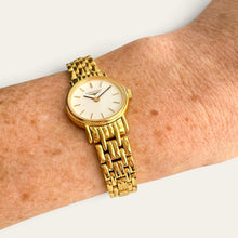 Load image into Gallery viewer, Vintage Longines Presence Ladies Watch | Gold-Plated Bracelet | Quartz, L4.219.2
