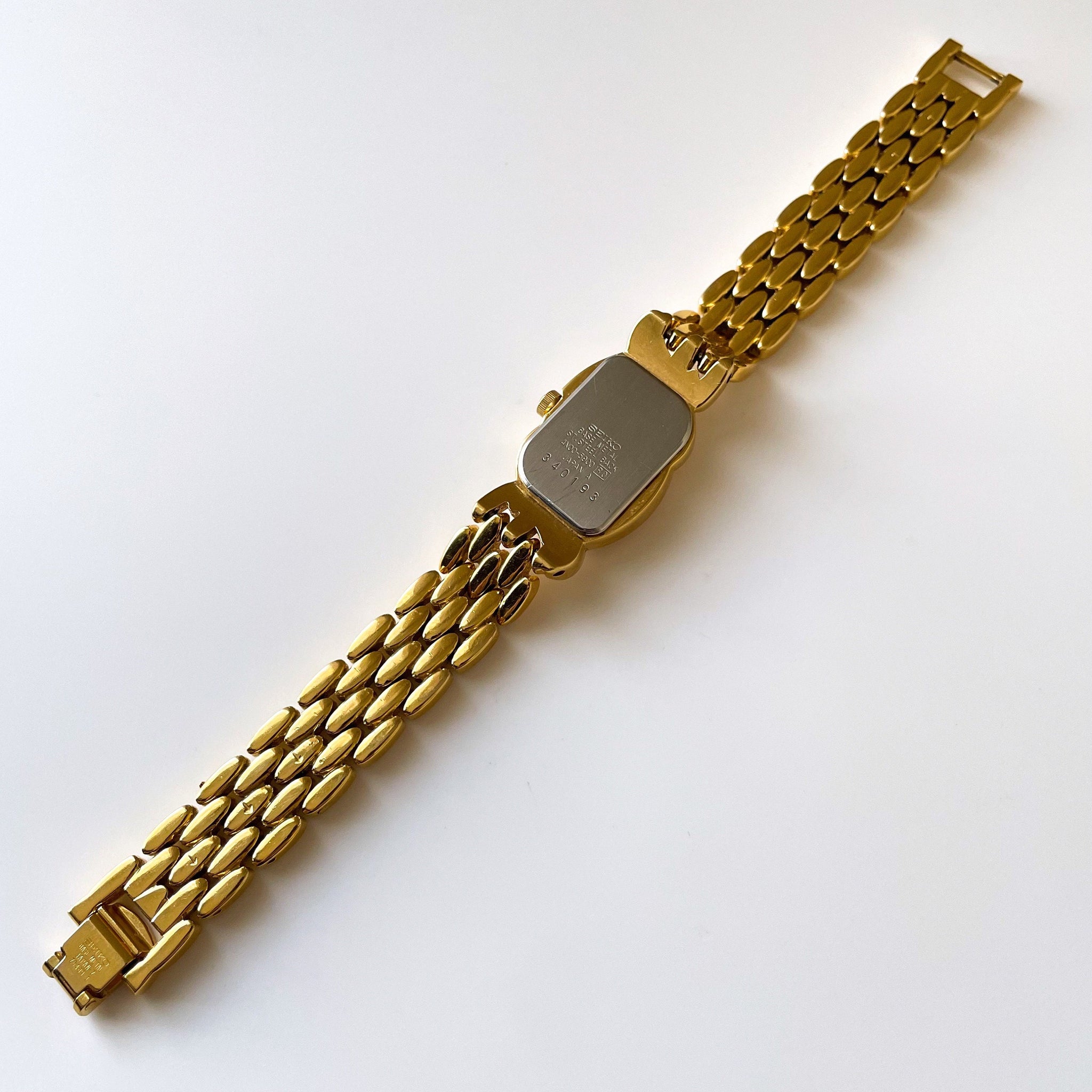 AUTHENTIC RARE VINTAGE SEIKO ASYMMETRICAL GOLD WATCH Vintage Rare 1992 Asymmetrical Gold-Tone Seiko Quartz Watch  main image 4