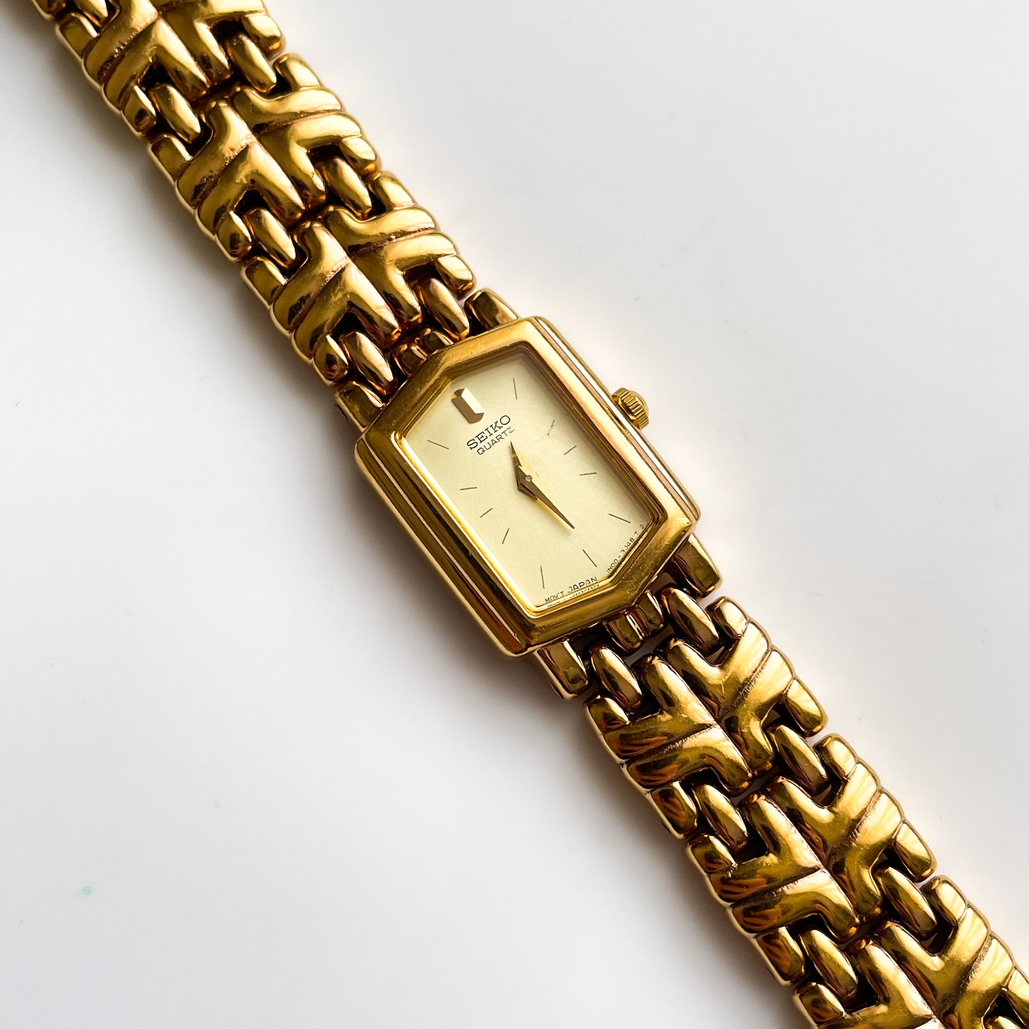 Vintage 1990s Gold-Plated Ladies' Seiko Quartz Watch with Hexagon