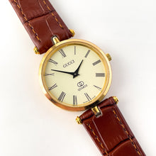 Load image into Gallery viewer, 80s Unisex Gucci Quartz Watch with Beige Dial and Brown Leather Strap
